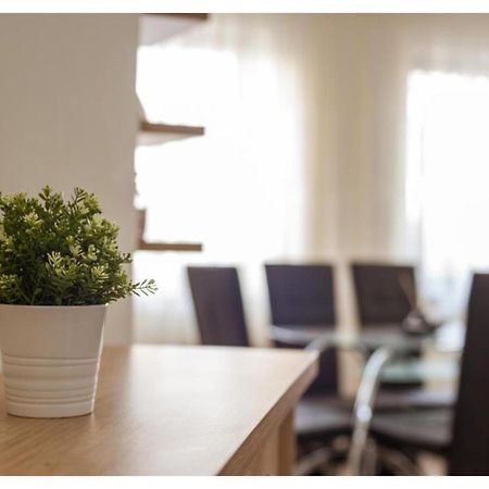 Luxury Apartment Piteşti Eksteriør billede