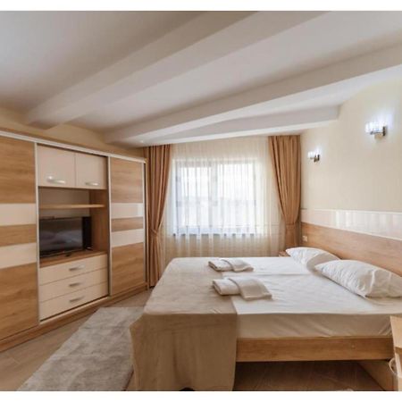 Luxury Apartment Piteşti Eksteriør billede