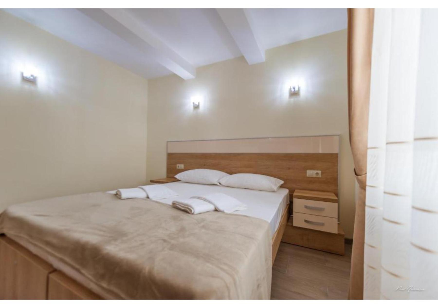Luxury Apartment Piteşti Eksteriør billede