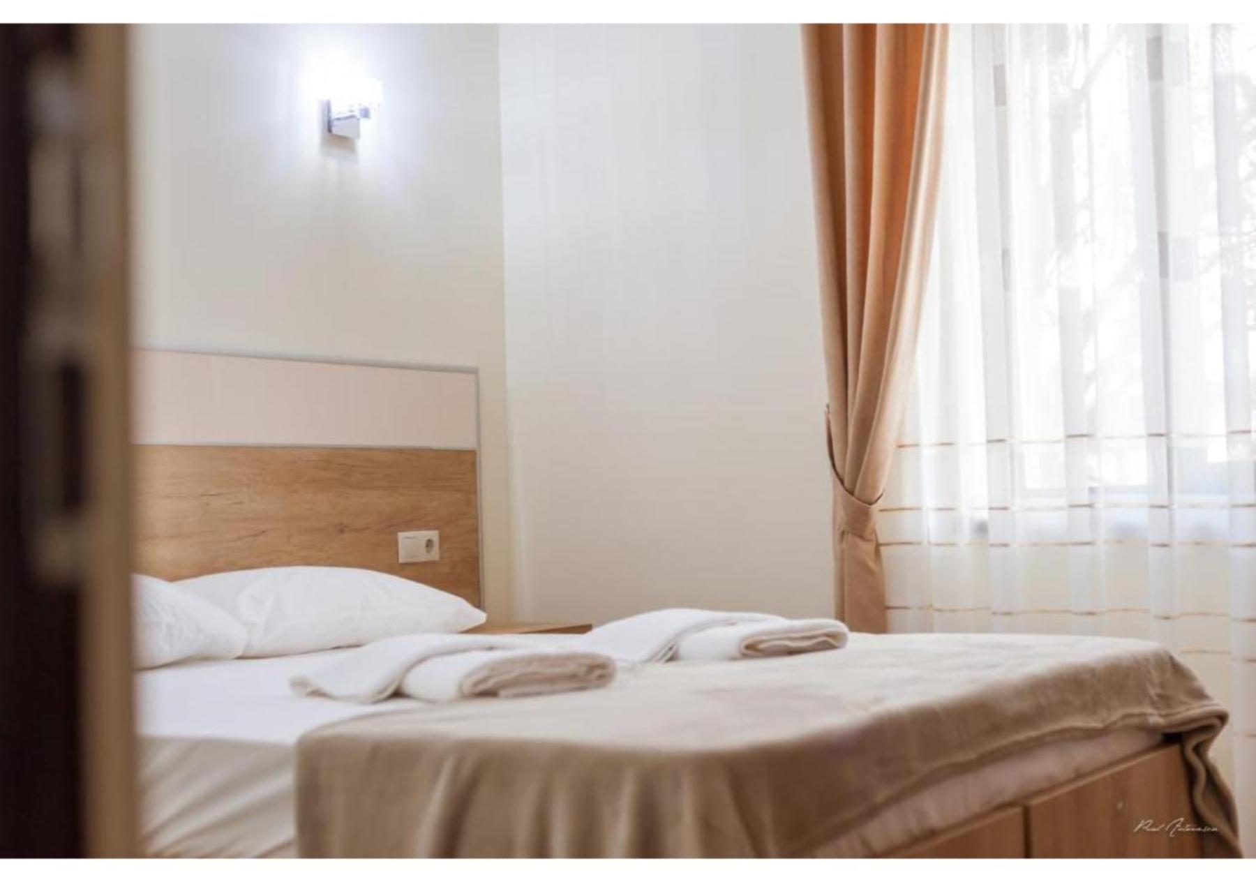 Luxury Apartment Piteşti Eksteriør billede