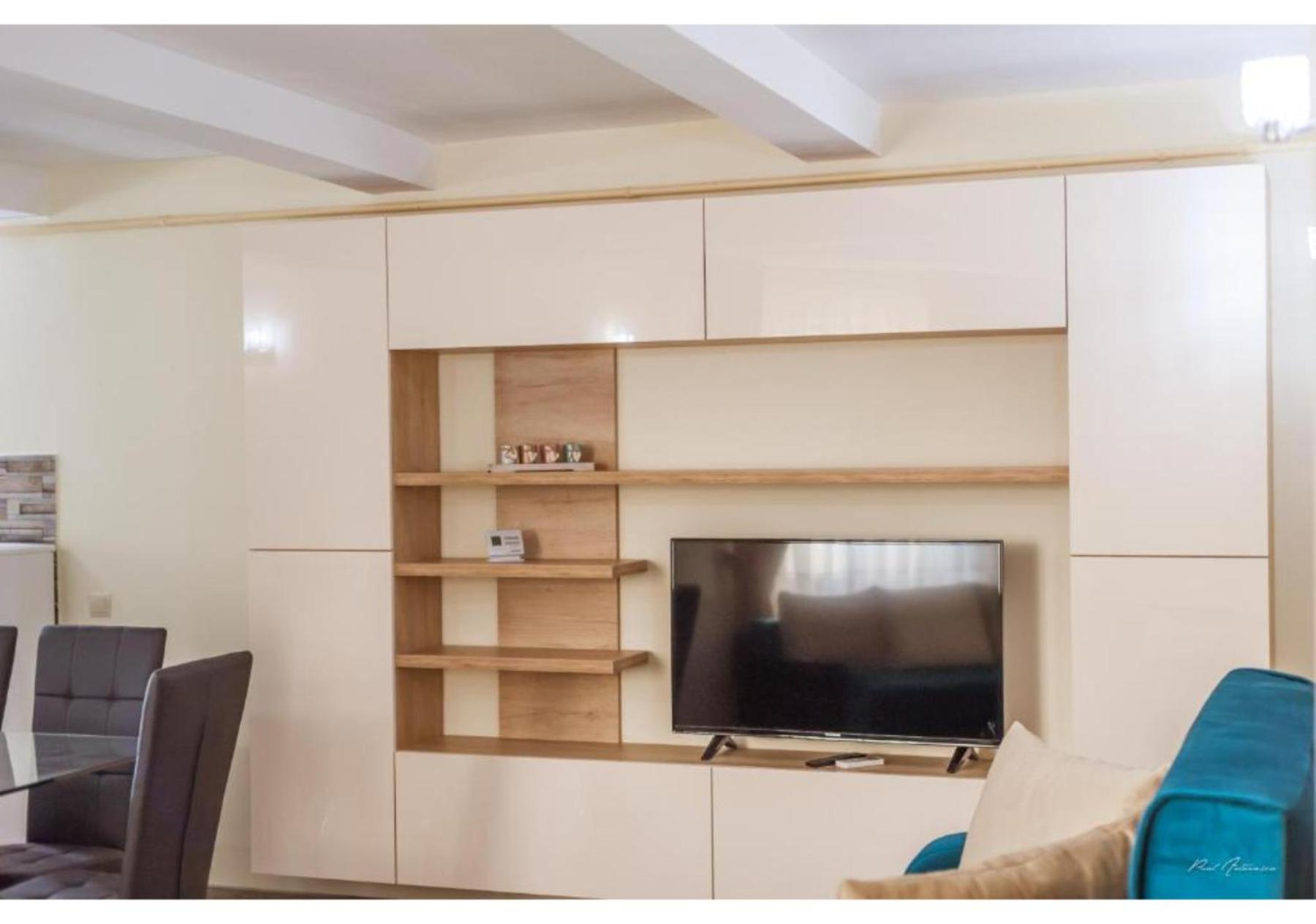Luxury Apartment Piteşti Eksteriør billede