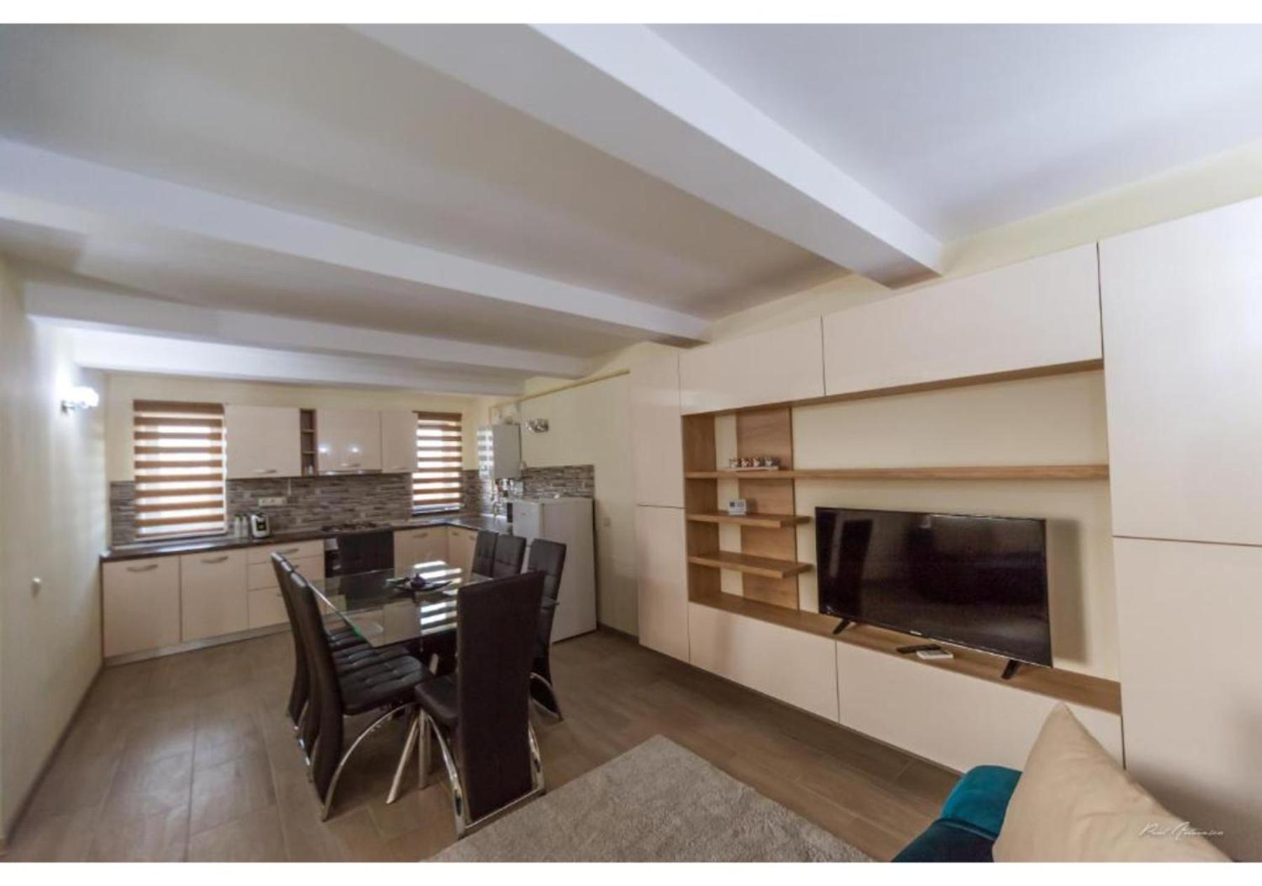 Luxury Apartment Piteşti Eksteriør billede